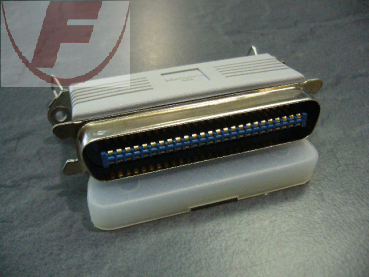 SCSI-Terminator Centronic 50polig-Stecker / 50polig-Buchse