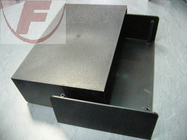 Halbschalengehäuse 238x146x67