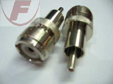 NC557, Adapter Cinch-Stecker> UHF-Buchse